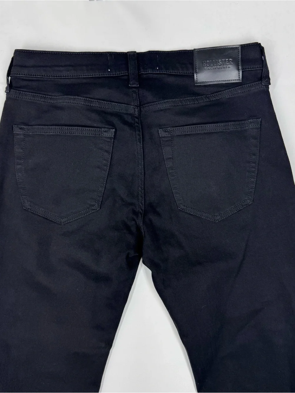 Hollister Men’s Slim Straight Black Jeans